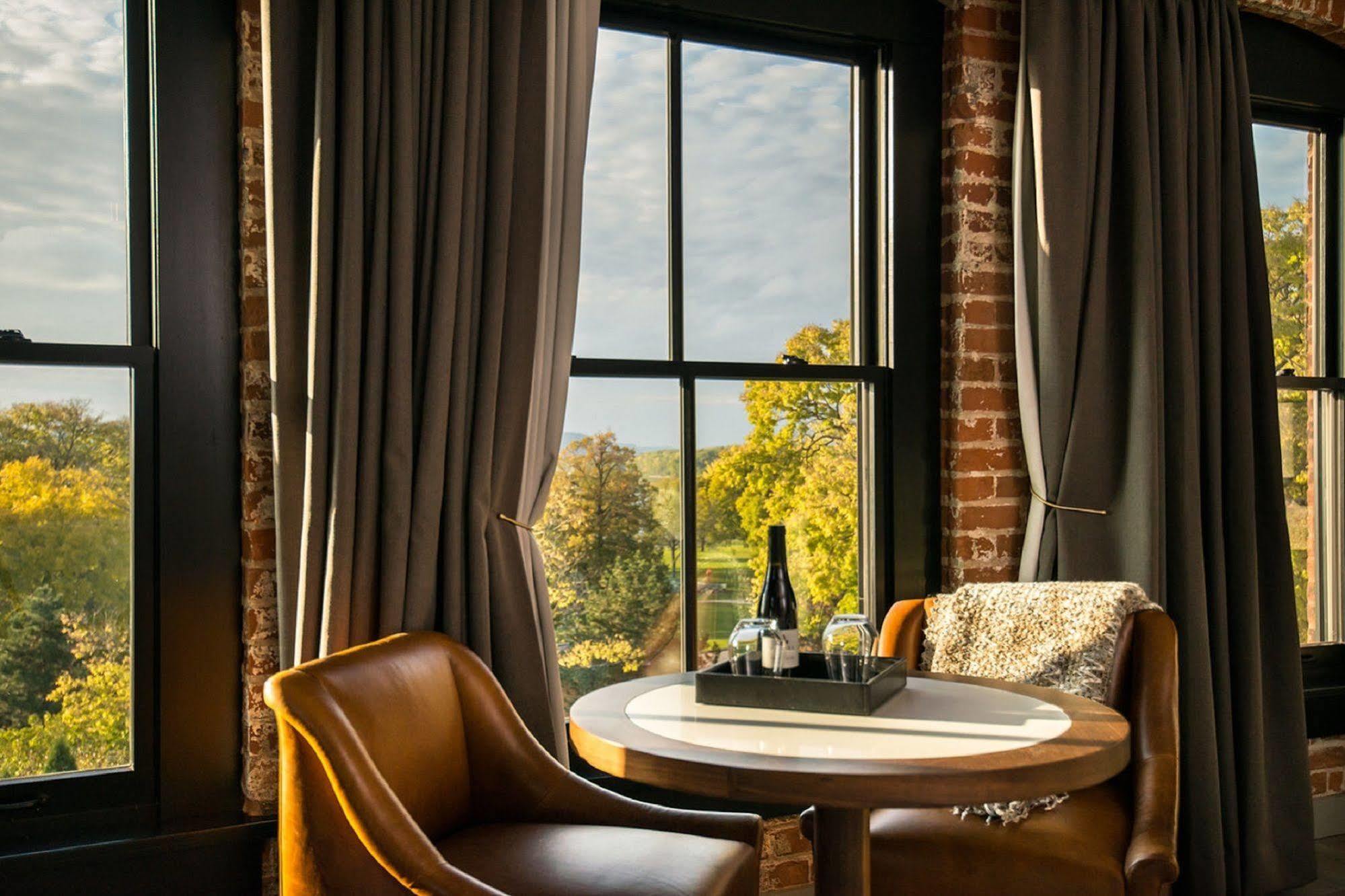 The Charmant Hotel La Crosse Kültér fotó